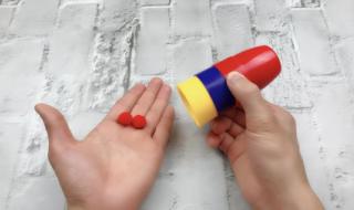 隔空吸杯子魔术教程