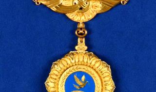 友谊徽章怎么获得 友谊徽章怎么获得