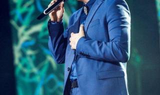 郑淳元听海 郑淳元听海